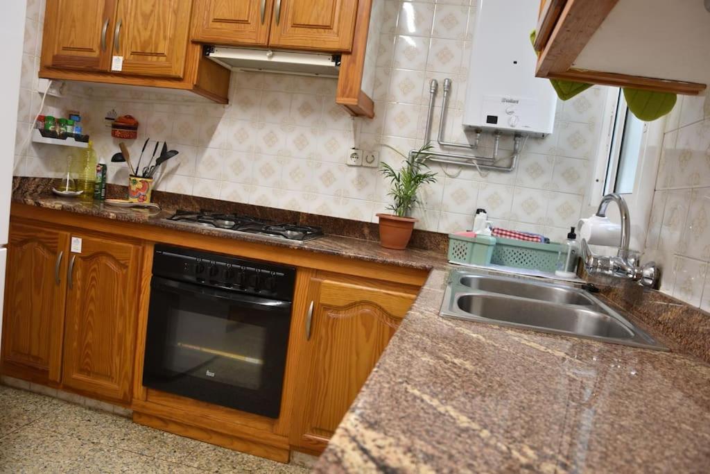 Piso Centrico For4 Cerca Barcelona La Casa De Sonia Apartment Vilanova i la Geltru Bagian luar foto